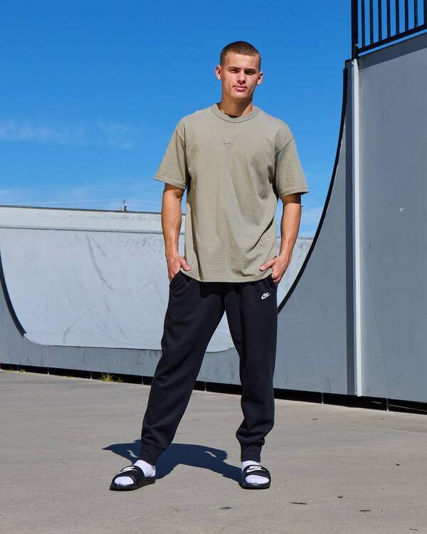 Nike Sportswear Premium Essential T-Shirt for Mens
