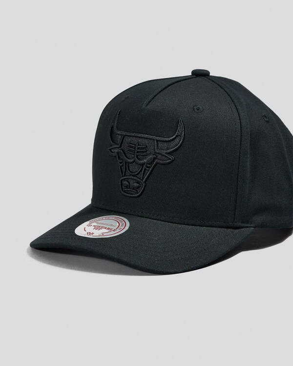 Mitchell & Ness Chicago Bulls Team Logo Snapback Cap for Mens