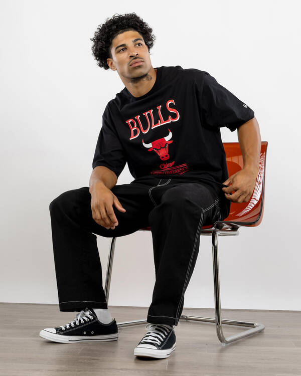 New Era Chicago Bulls Conference Oversized T-Shirt for Mens