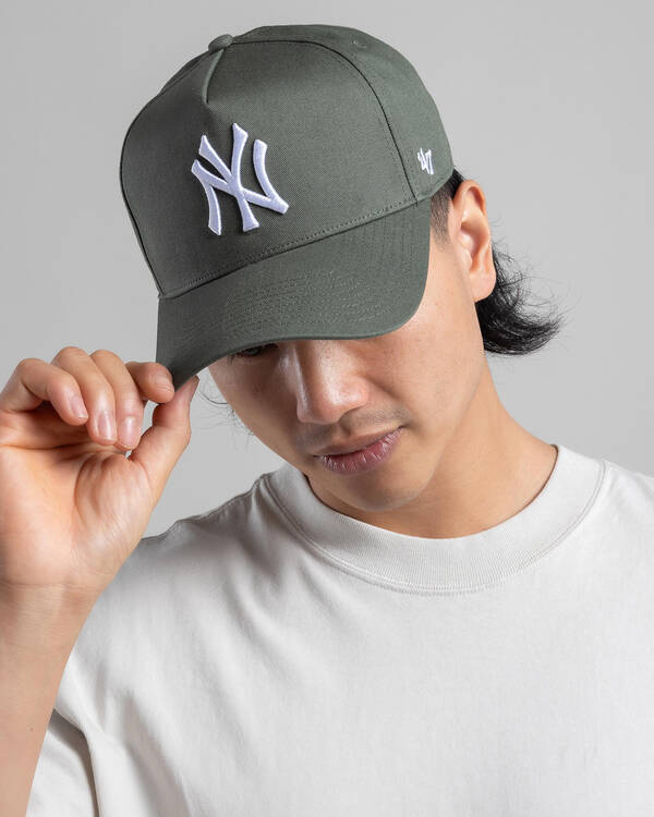 Forty Seven New York Yankees MVP DT Snapback Cap for Mens