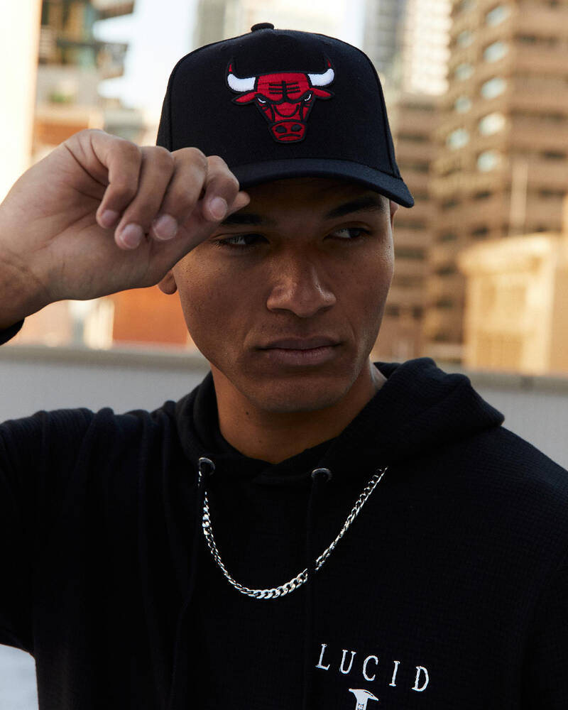 Mitchell & Ness Chicago Bulls Team Logo Snapback Cap for Mens
