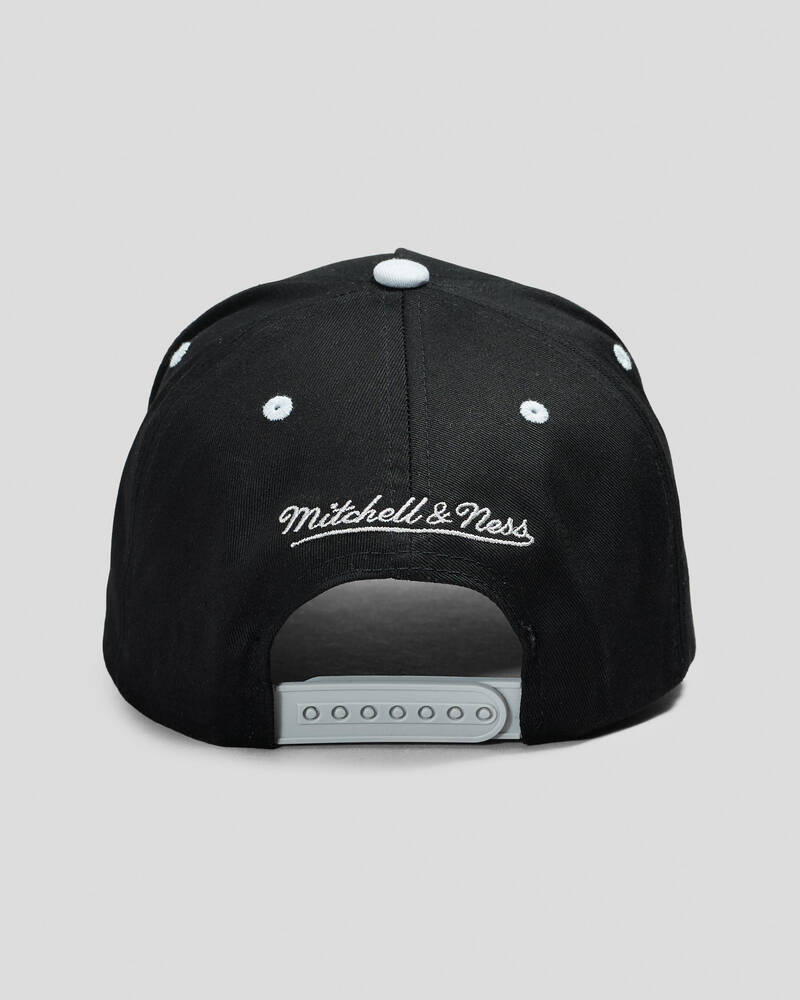 Mitchell & Ness Los Angeles Raiders Pro Pinch Snapback Cap for Mens