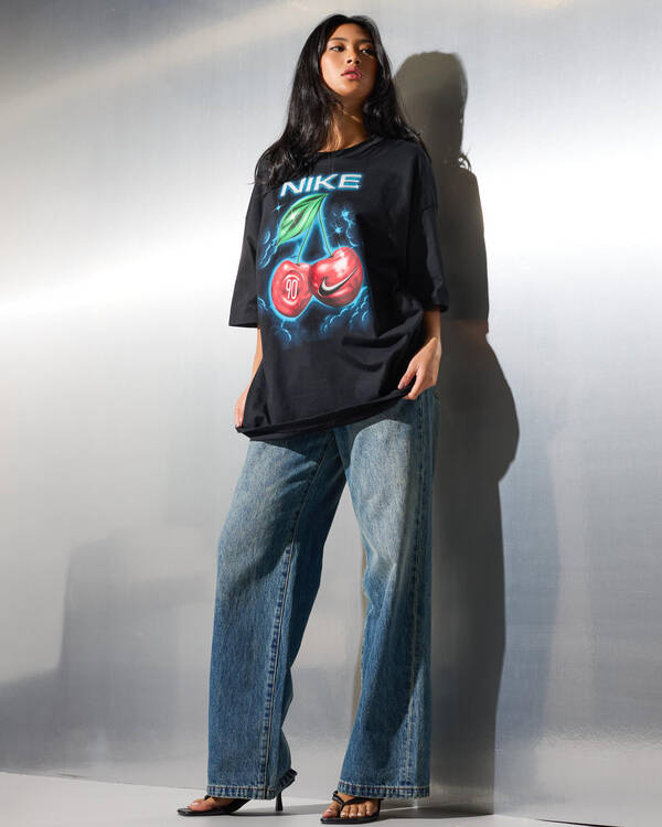 Nike Classic Oversized ST6 T-Shirt for Womens