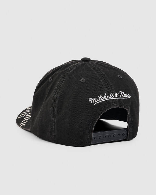 Mitchell & Ness New York Knicks Stencil Pro Pinch Cap for Mens