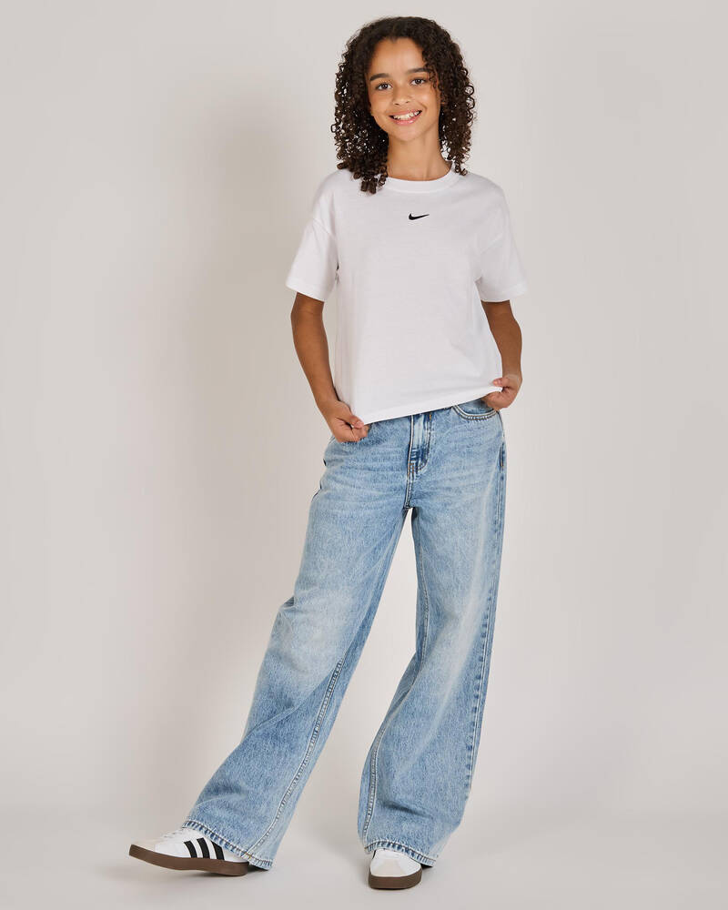 Nike Girls' Sportswear Essential Boxy T-Shirt for Womens