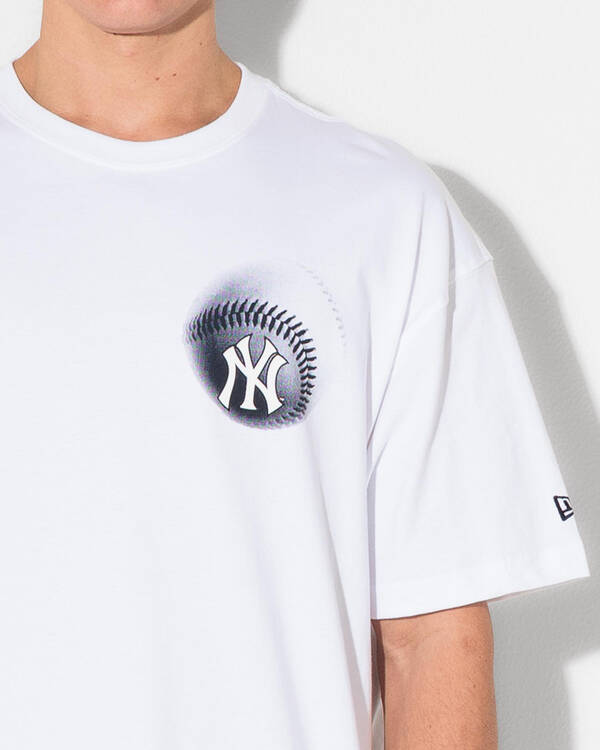 New Era New York Yankees League Icon T-Shirt for Mens