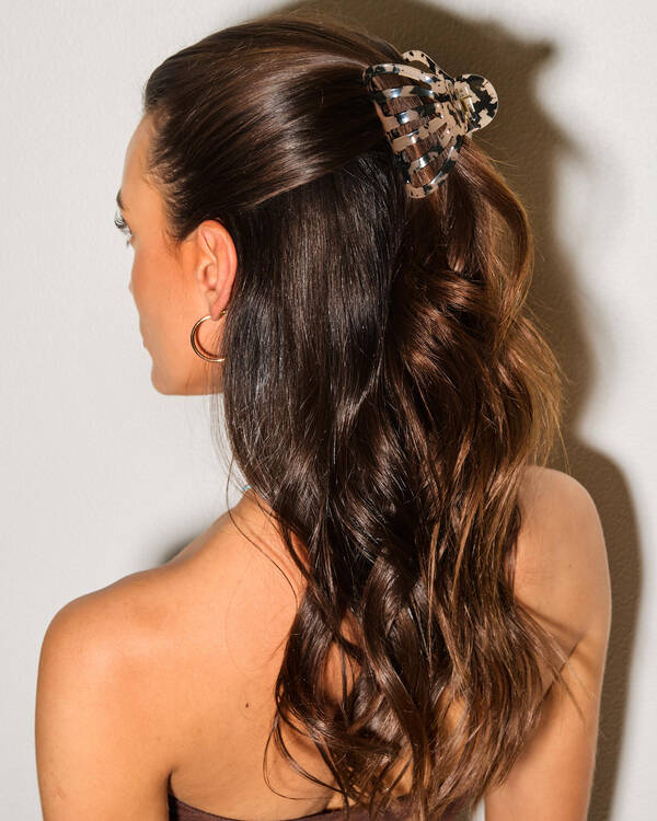 Karyn In LA Kiara Claw Clip for Womens