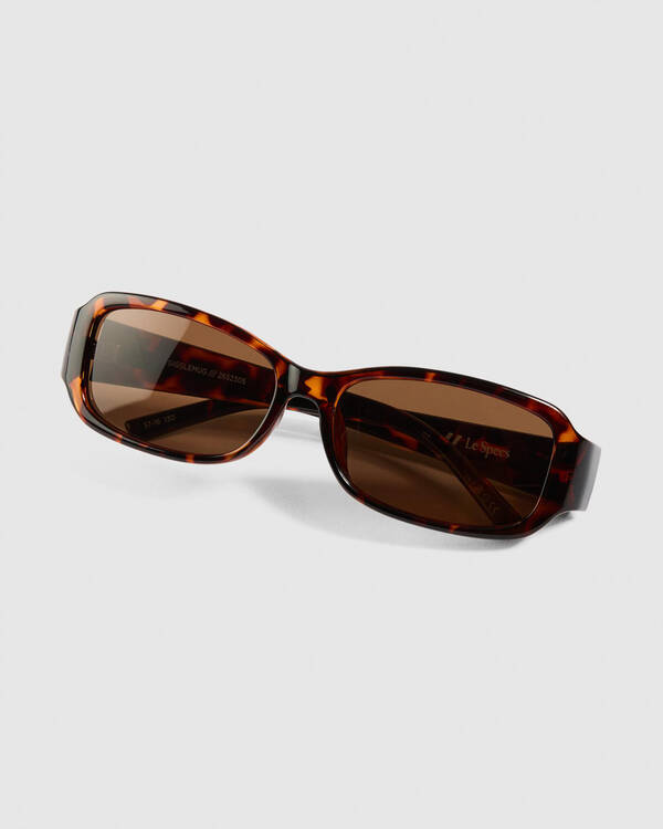 Le Specs Gigglemug Sunglasses for Womens
