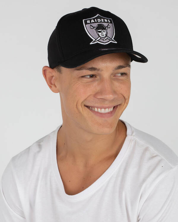 Mitchell & Ness Las Vegas Raiders Wide Receiver Pinch Panel 110 Snapback Cap for Mens