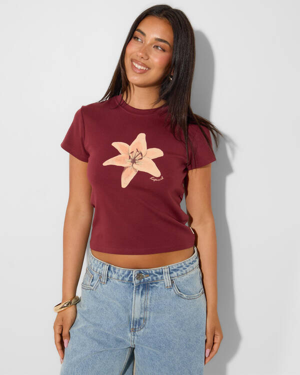 Lilly Fitted Tee
