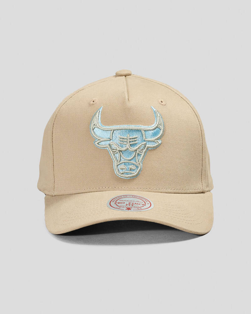Mitchell & Ness Chicago Bulls Core Snapback Cap for Mens
