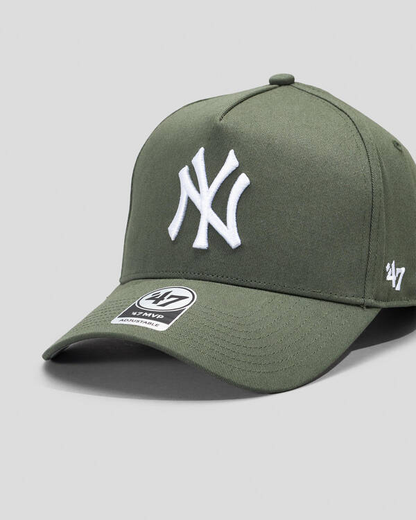 Forty Seven New York Yankees MVP DT Snapback Cap for Mens