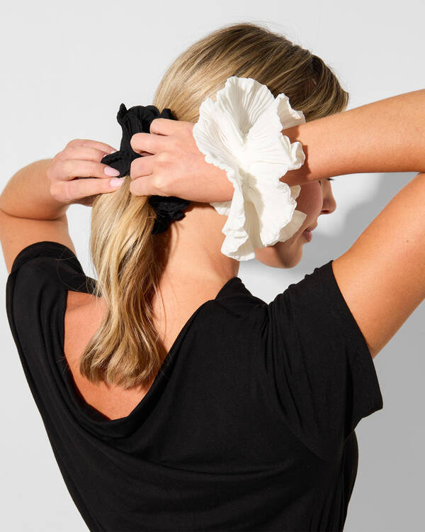 Frill Scrunchie
