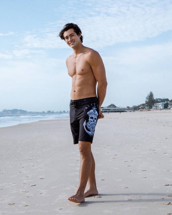 Salty Life Ocean Folly Board Shorts for Mens