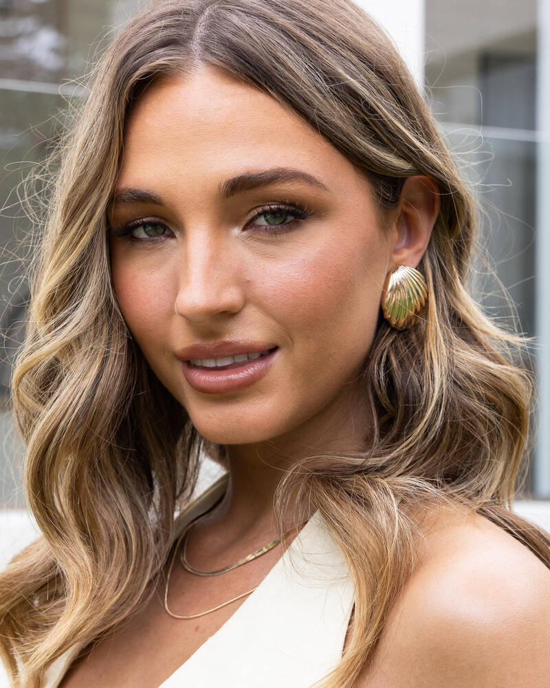 Karyn In LA Cammie Clam Earring Pack for Womens