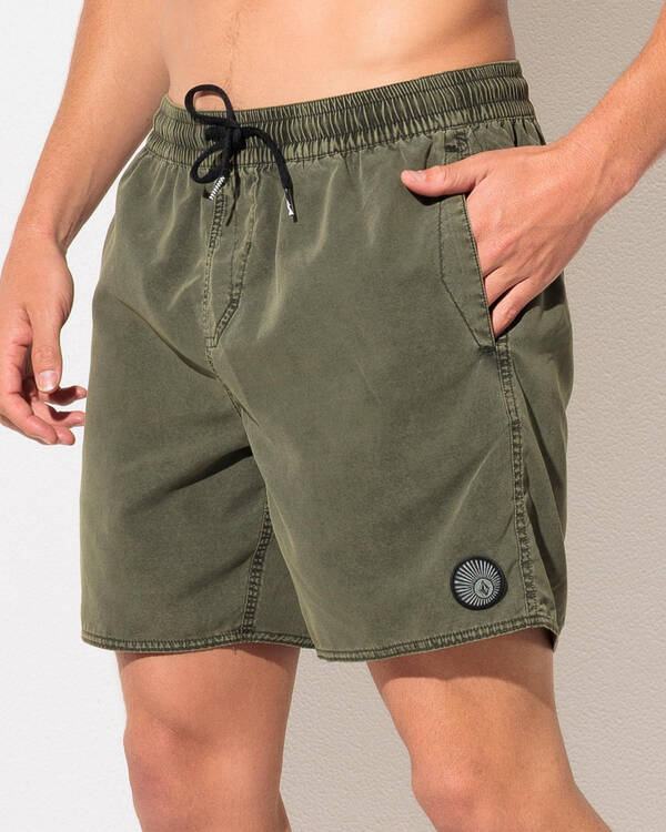 Center Trunk Walk Shorts