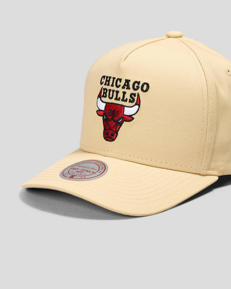 Mitchell & Ness Chicago Bulls Pro Pinch Snapback Cap for Mens