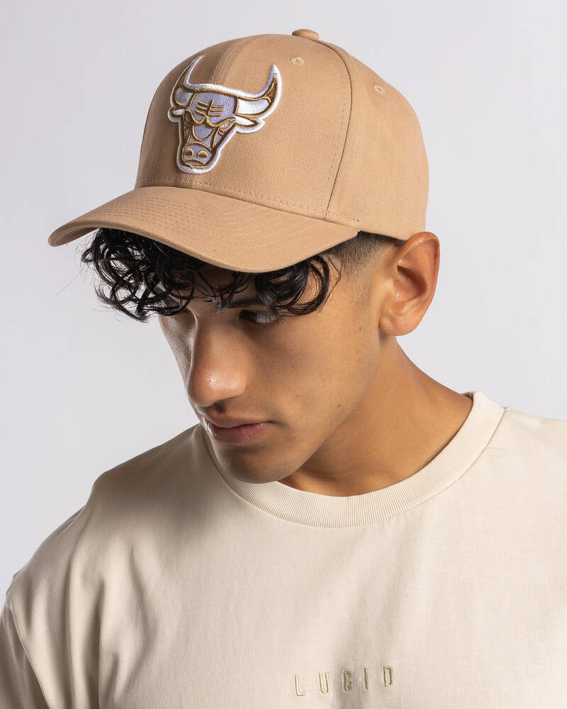 Mitchell & Ness Chicago Bulls Pro Crown Snapback Cap for Mens