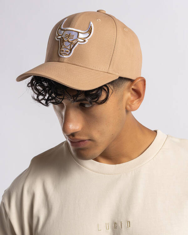 Mitchell & Ness Chicago Bulls Pro Crown Snapback Cap for Mens
