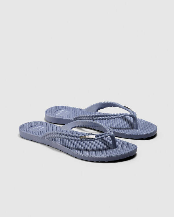 Kick Back Thongs
