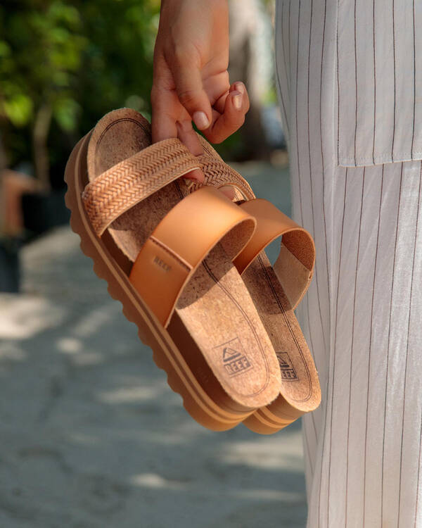 Reef Womens Cushion Vista Hi Slide Sandals for Womens