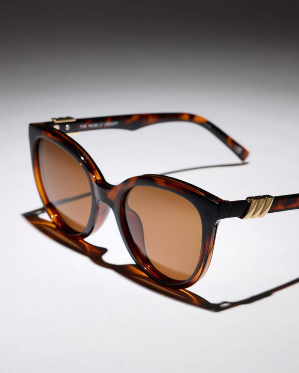 Le Specs The Muse Polarized Sunglasses for Womens