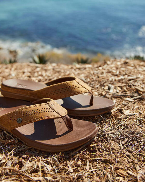 Reef Cushion Lux Thongs for Mens