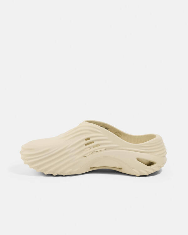 Crocs Echo Wave Clogs for Mens
