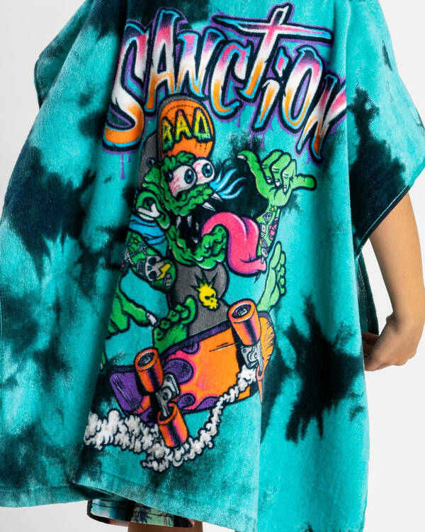 Sanction Kids' Gnarly Hooded Towel for Mens