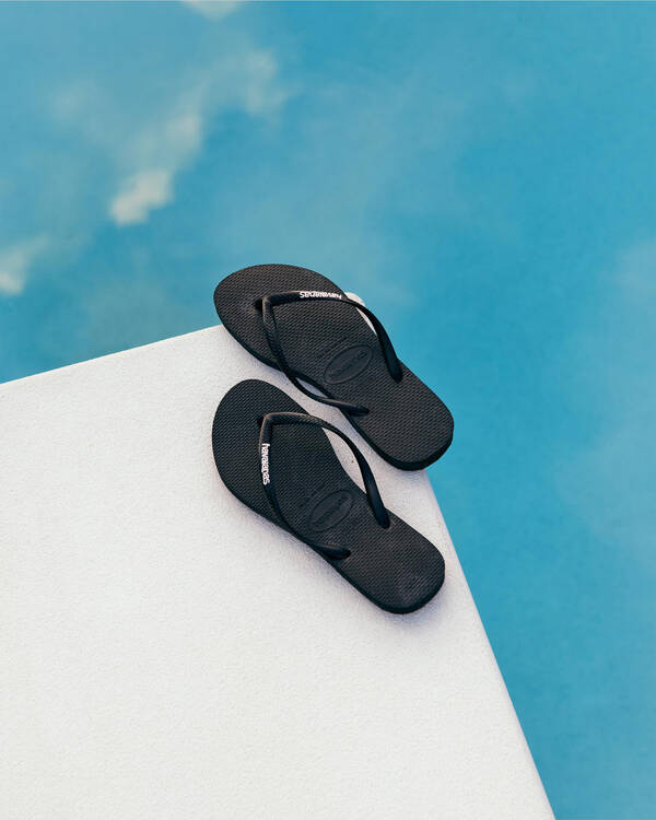 Havaianas Slim Logo Thongs for Womens
