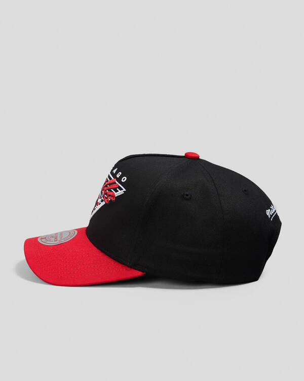 Mitchell & Ness Chicago Bulls Pro Pinch Snapback Cap for Mens