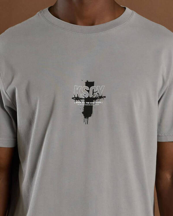 Kiss Chacey Zingify Dual Curved T-Shirt for Mens
