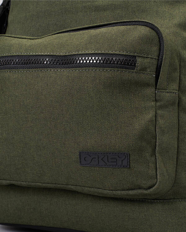 Oakley Transit Everyday Backpack for Mens