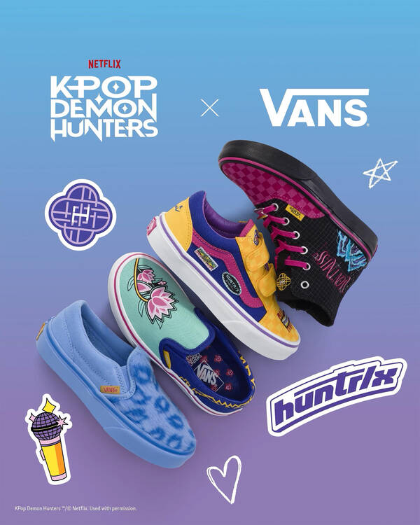 Vans Girls' KPop Demon Hunters Authentic Hi 2.0 Zip Shoes for Womens