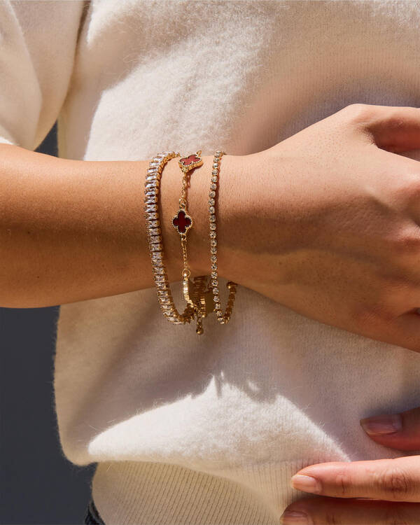 Karyn In LA Poppy Bracelet Pack for Womens