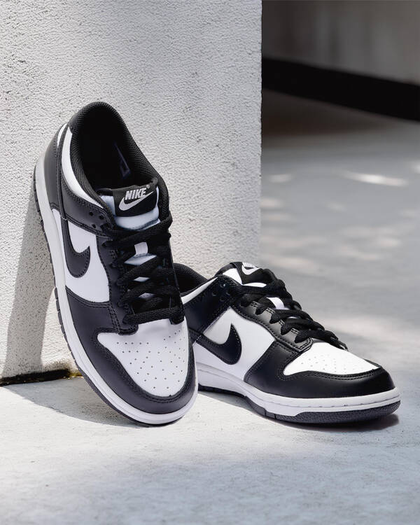 Nike Boys' Dunk Low Shoes for Mens