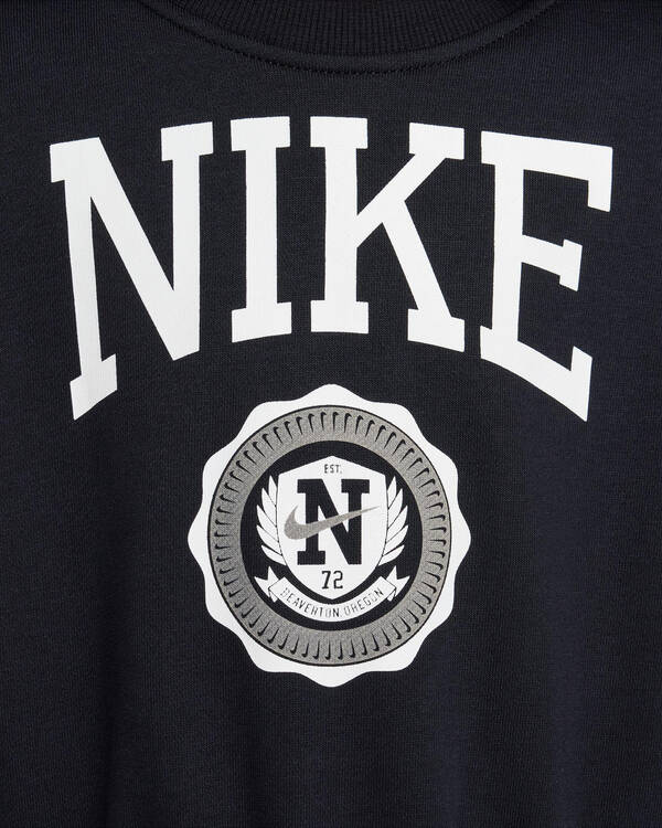 Nike Girls' Club Fleece GX Star Boxy Sweatshirt for Womens
