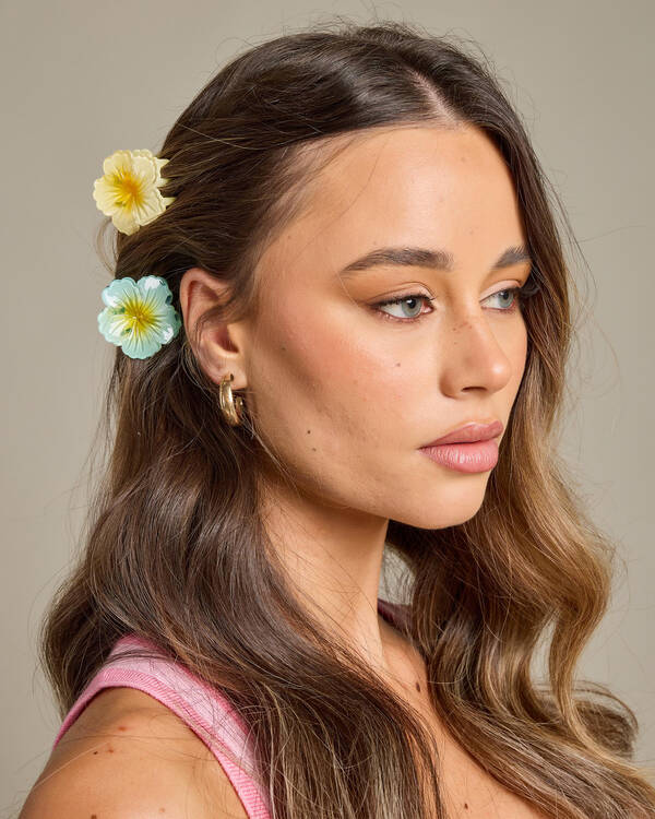 Karyn In LA Baby Hibiscus Flower Hair Claw Clip for Womens