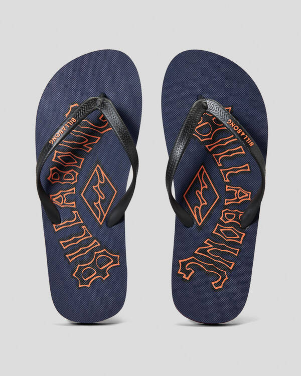 Arch Wave Thongs