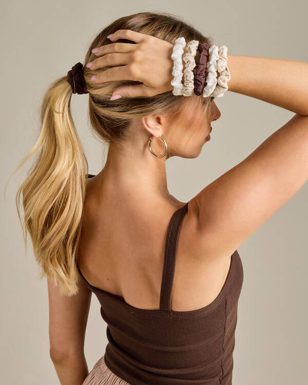 Karyn In LA Minnie Hawaii Scrunchie Pack for Womens