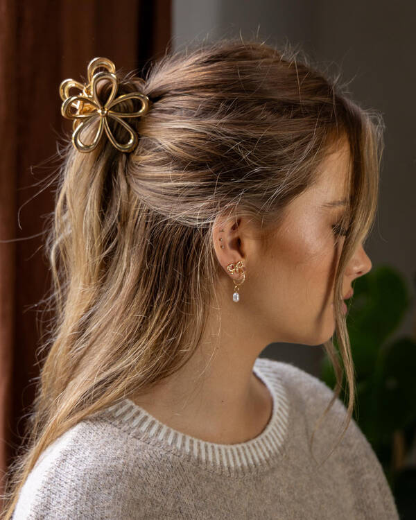 Karyn In LA Jordy Flower Hair Claw Clip for Womens