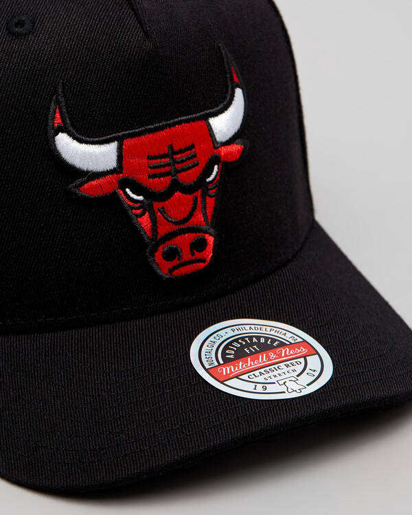 Mitchell & Ness Chicago Bulls Team Logo Snapback Cap for Mens