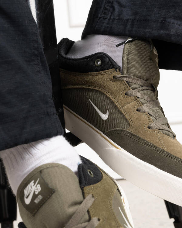 Nike Malor Shoes for Mens