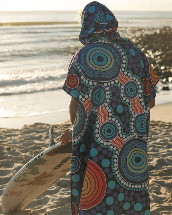DRITIMES Hogarth Arts - The Journey Hooded Towel for Mens