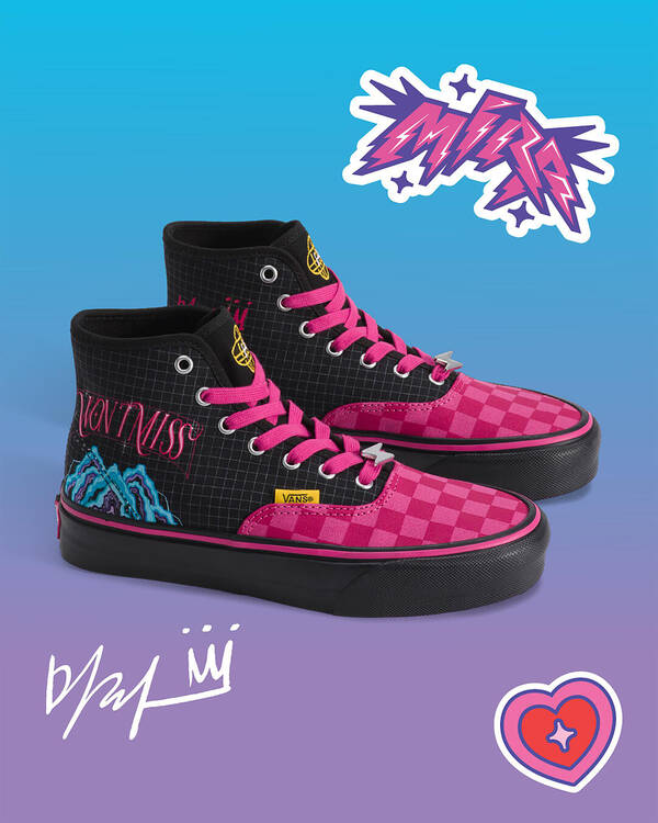 Vans Big Kids' KPop Demon Hunters Authentic Hi Shoes for Unisex