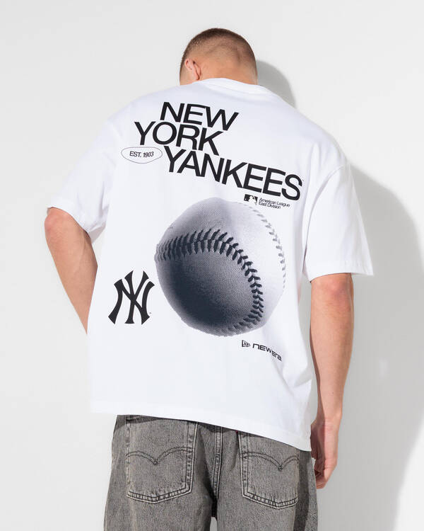 New York Yankees League Icon T-Shirt