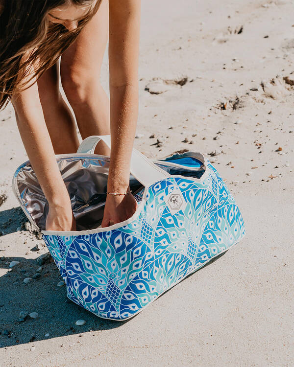 Get It Now Peacock Daytrip Cooler Bag for Womens