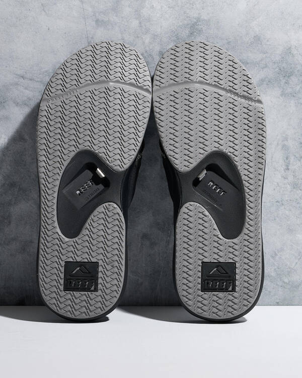 Reef Cushion Fanning Thongs for Mens