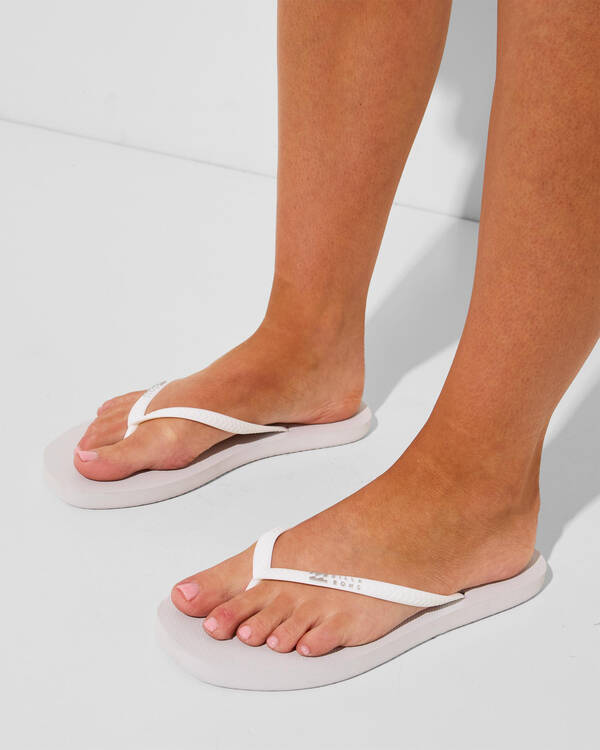 Fiji Square Toe Thongs