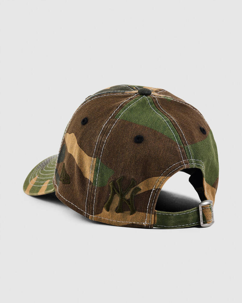 New Era Frayed Woodland Camo New York Yankees 9Twenty Cap for Mens
